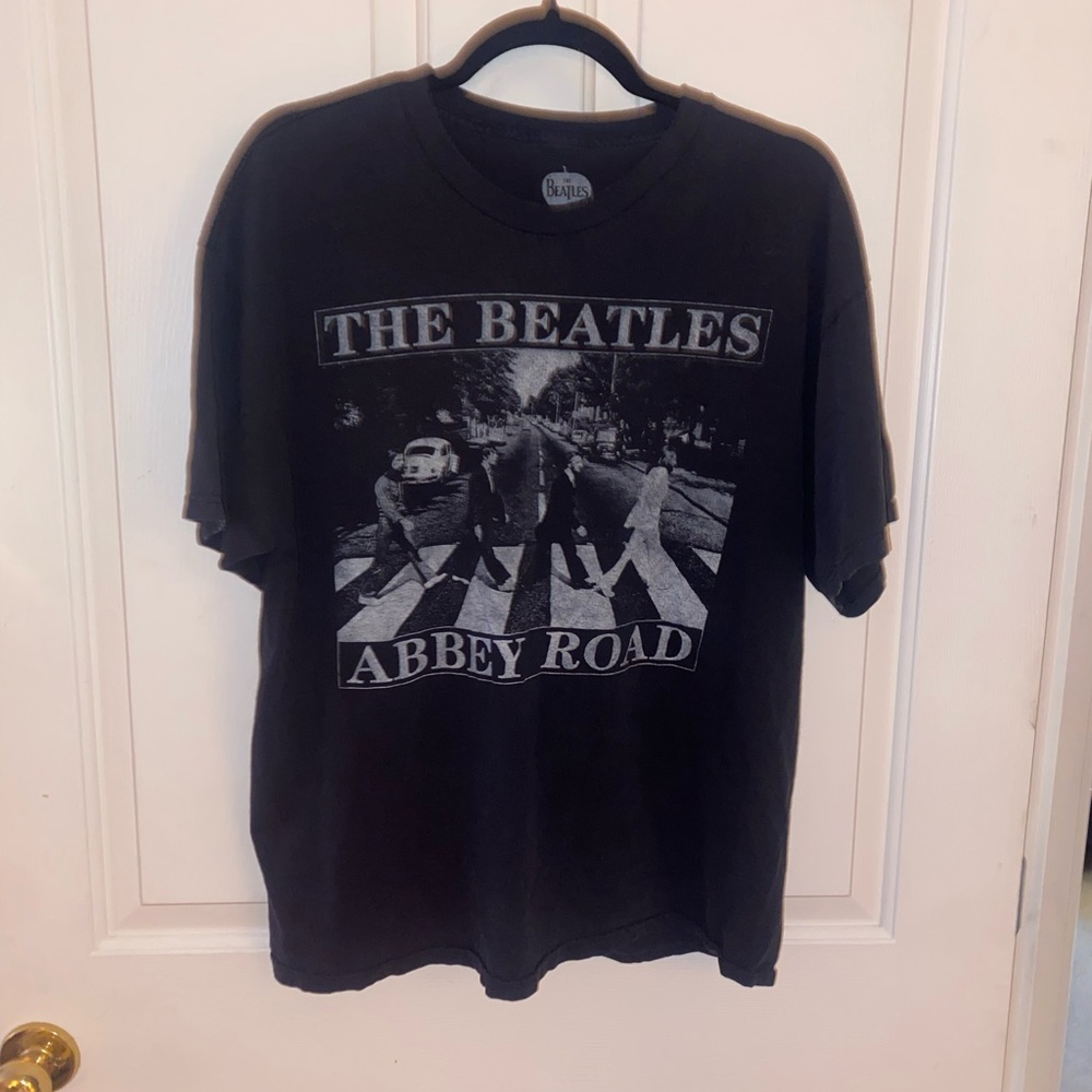 The Beatles “Abbey Road” Graphic T-Shirt